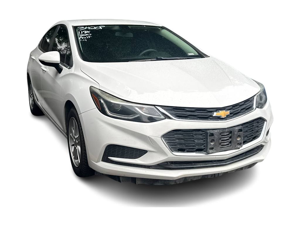 Thumbnail: 2017 Chevrolet Cruze - 6