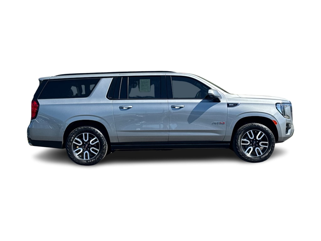 Thumbnail: 2023 GMC Yukon XL - 18