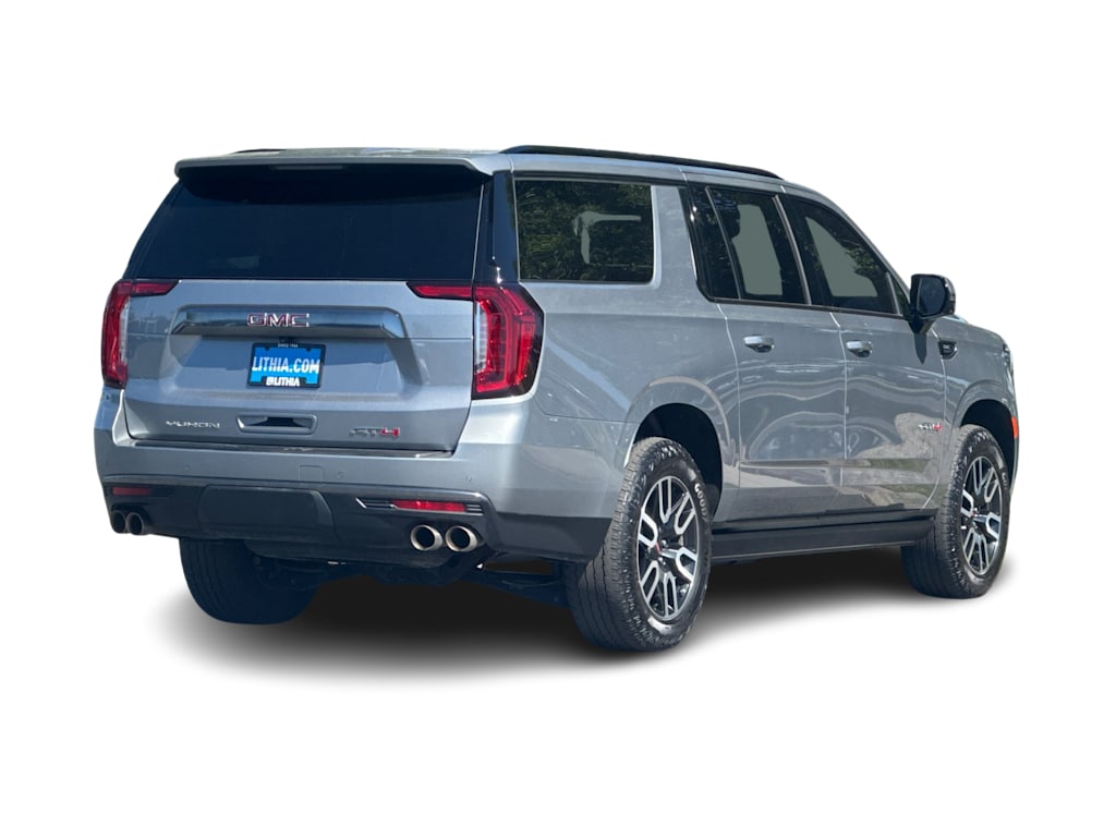 Thumbnail: 2023 GMC Yukon XL - 17