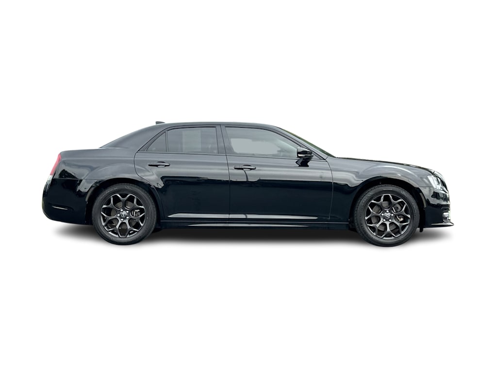 Thumbnail: 2021 Chrysler 300 - 18