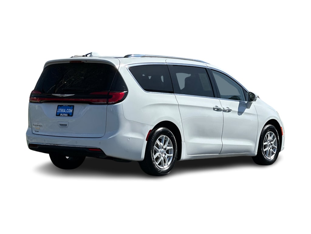 2021 Chrysler Pacifica Touring L 16