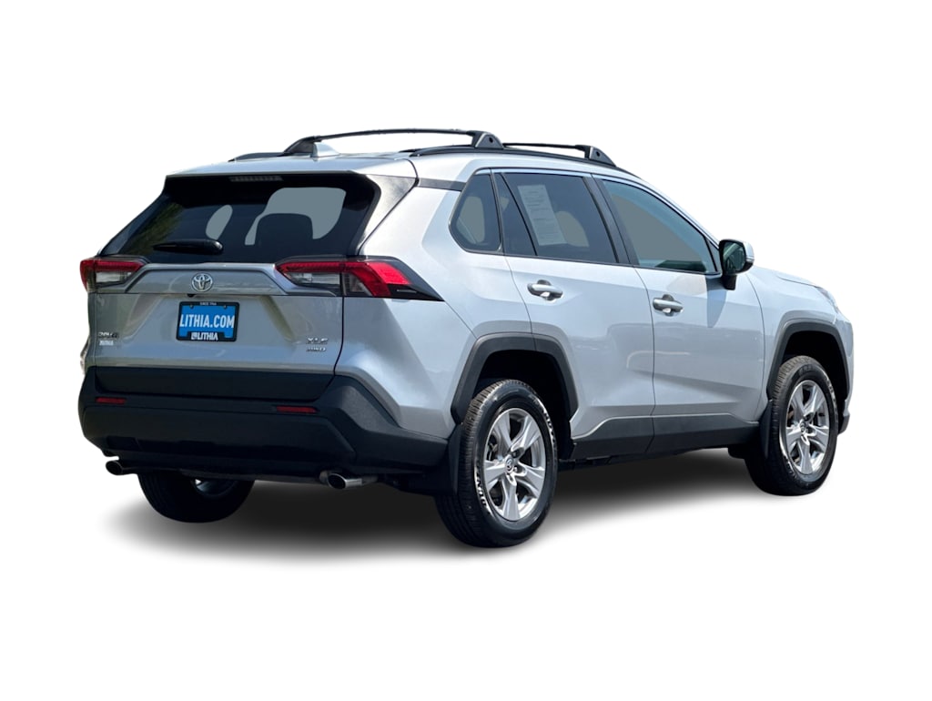 Thumbnail: 2025 Toyota RAV4 - 17