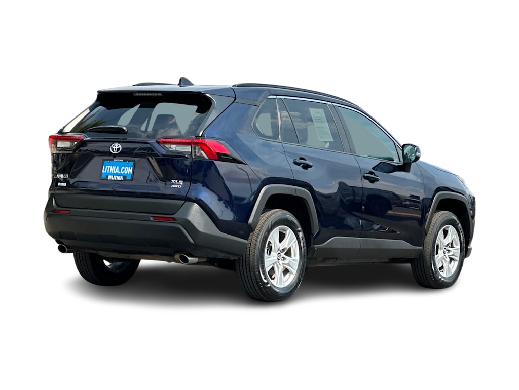 Thumbnail: 2020 Toyota RAV4 - 18