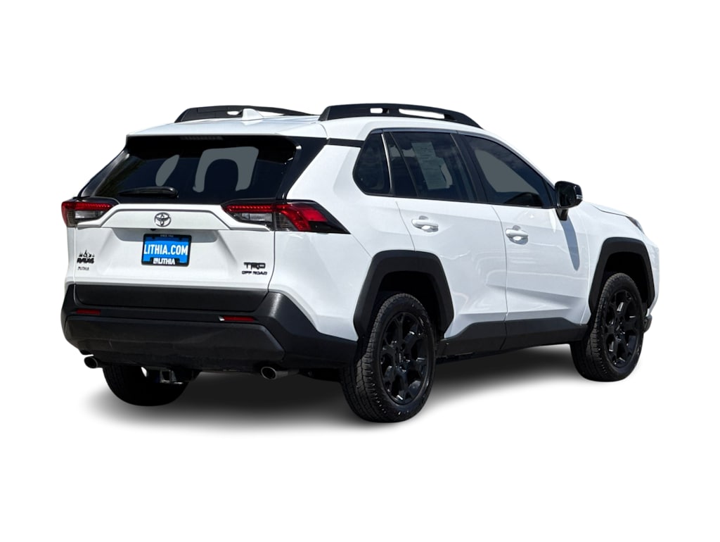 Thumbnail: 2023 Toyota RAV4 - 17