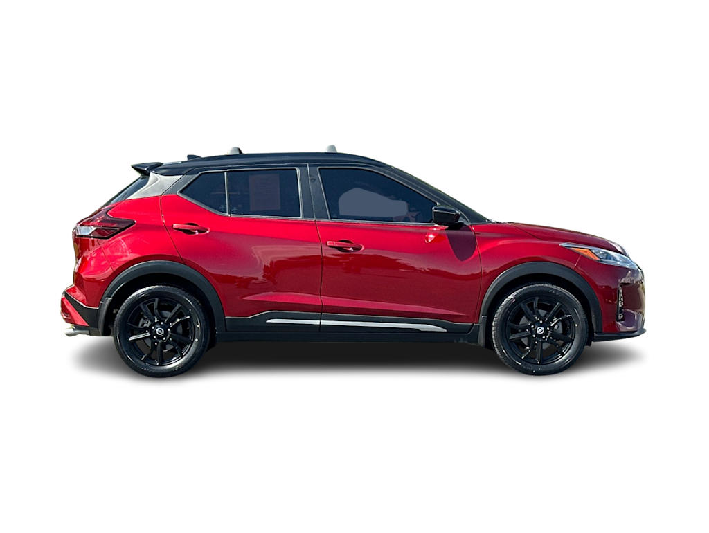 Thumbnail: 2021 Nissan Kicks - 18