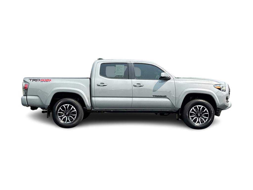 Thumbnail: 2020 Toyota Tacoma - 16