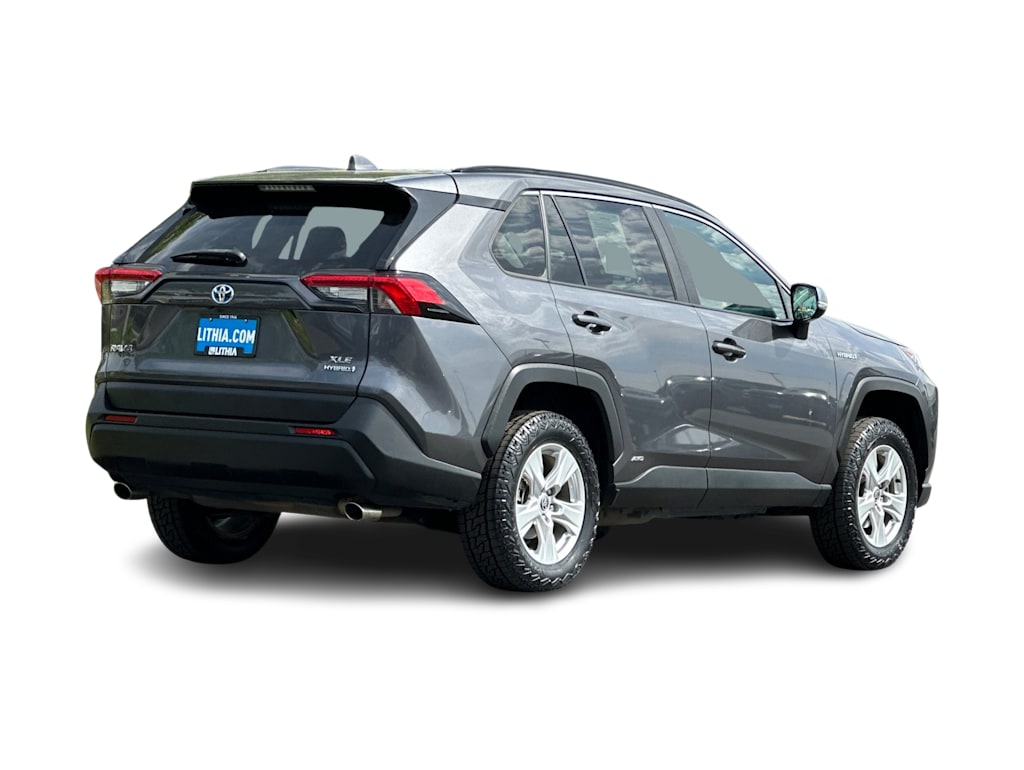 Thumbnail: 2021 Toyota RAV4 - 17