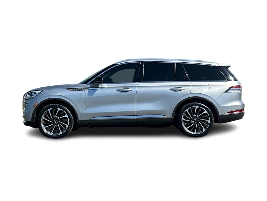 Thumbnail: 2021 Lincoln Aviator - 3