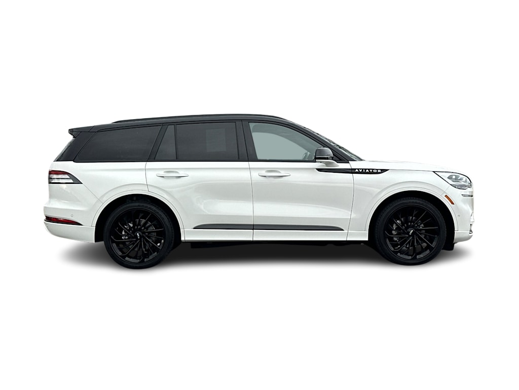 Thumbnail: 2023 Lincoln Aviator - 18