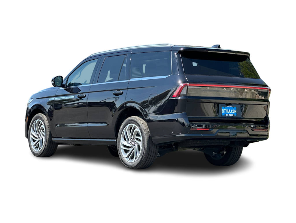 Thumbnail: 2025 Lincoln Navigator - 4