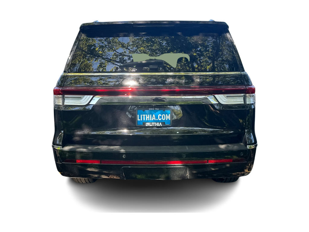 Thumbnail: 2022 Lincoln Navigator - 3