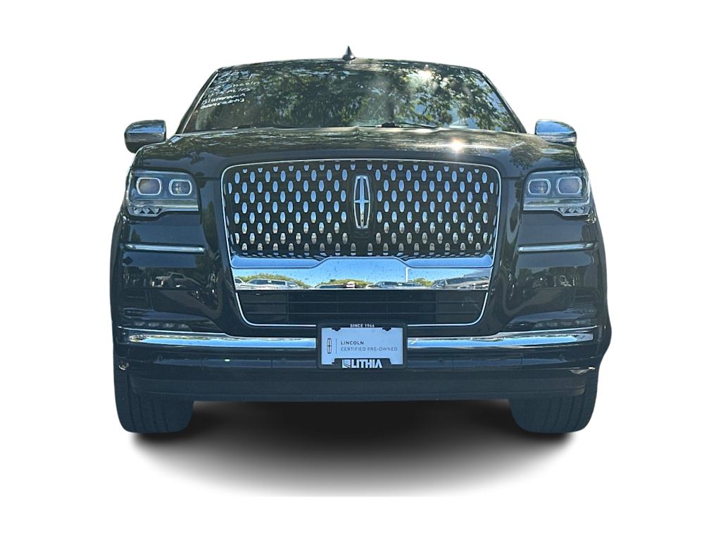 Thumbnail: 2022 Lincoln Navigator - 4