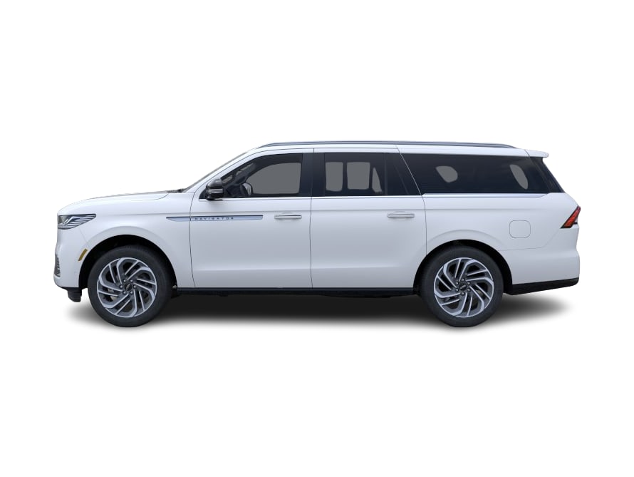 Thumbnail: 2026 Lincoln Navigator L - 3