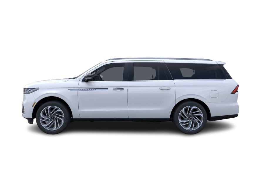 Thumbnail: 2025 Lincoln Navigator L - 3
