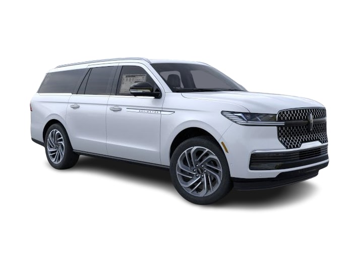 Thumbnail: 2025 Lincoln Navigator L - 13
