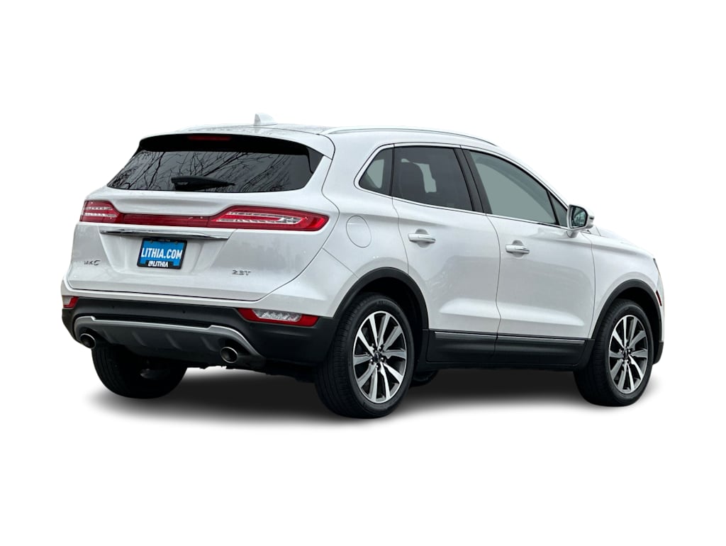 Thumbnail: 2019 Lincoln MKC - 16