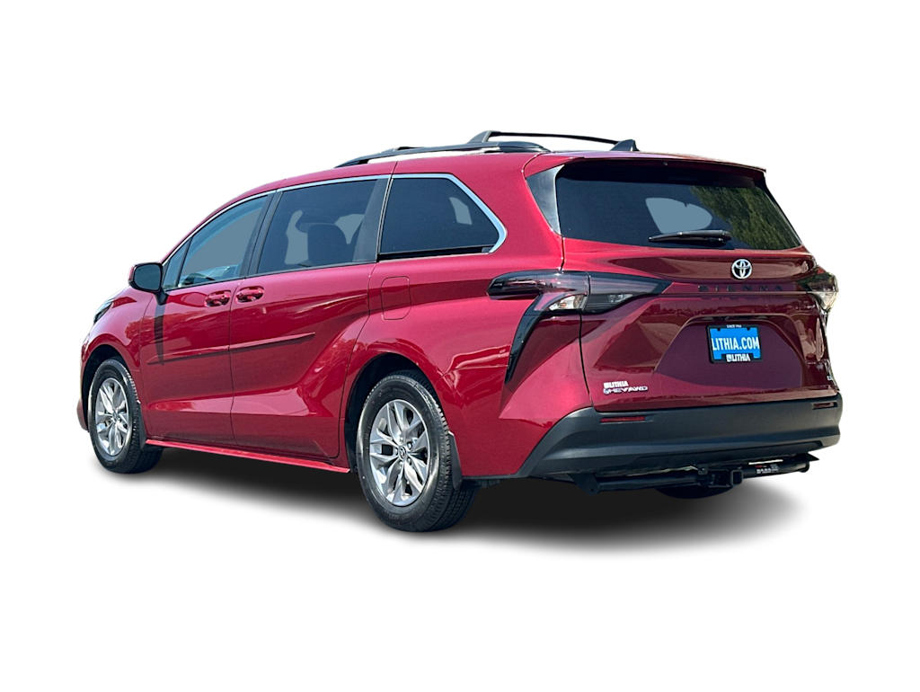 Thumbnail: 2025 Toyota Sienna - 4