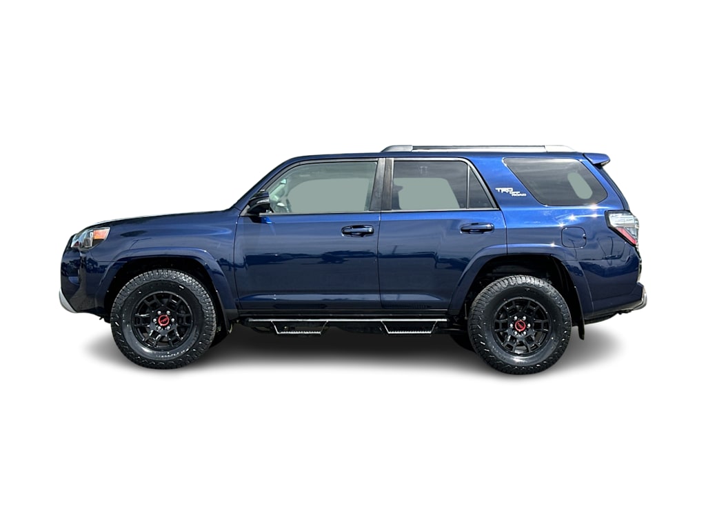 Thumbnail: 2022 Toyota 4Runner - 3