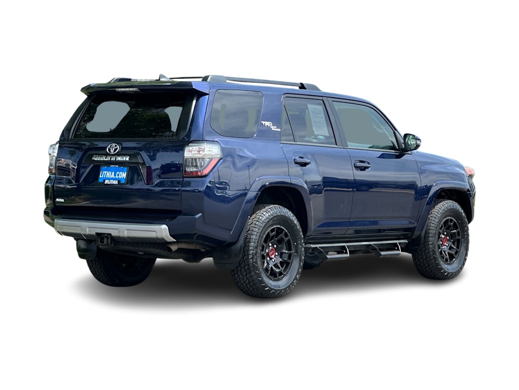 Thumbnail: 2022 Toyota 4Runner - 18