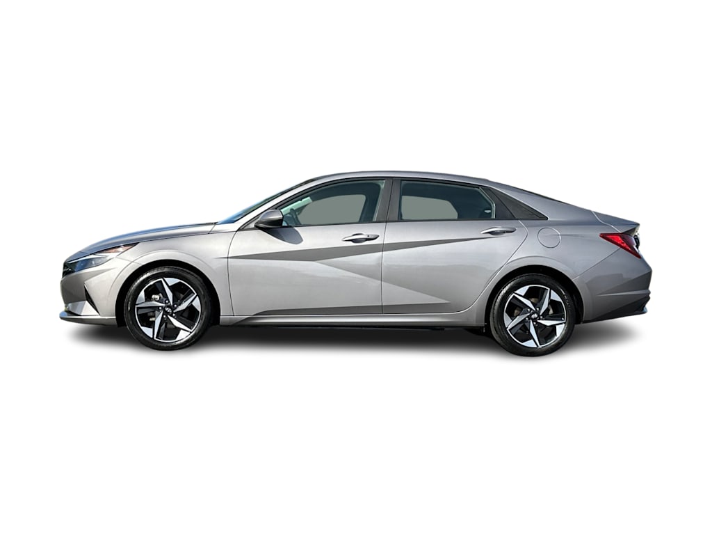 Thumbnail: 2023 Hyundai Elantra - 3