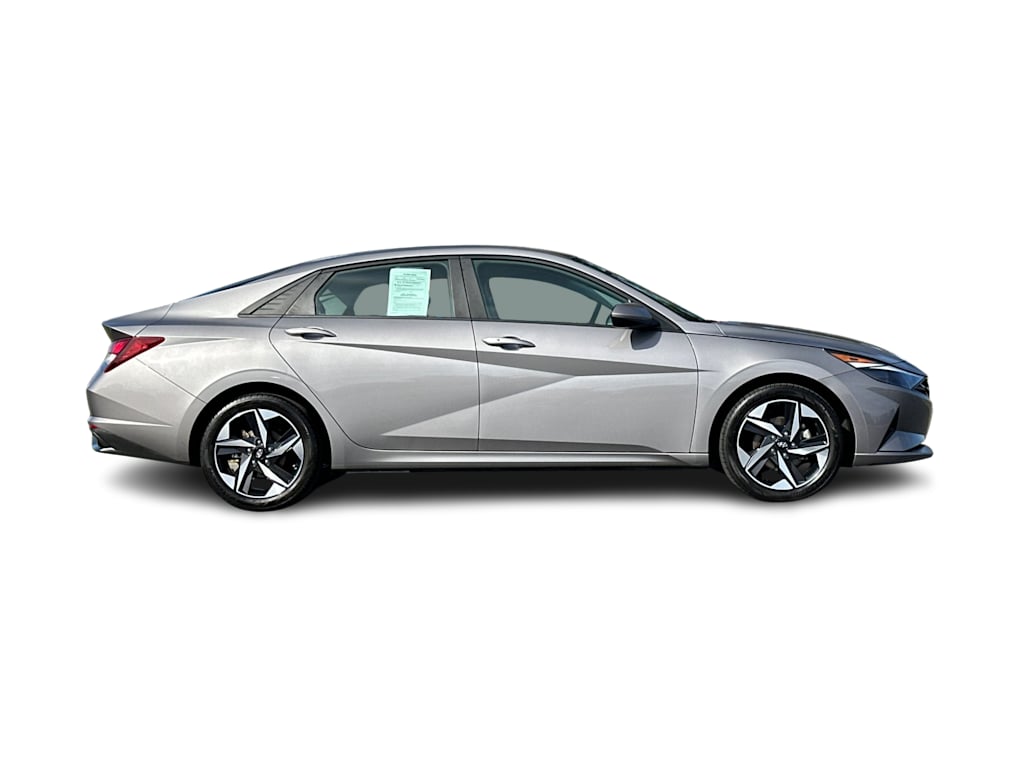Thumbnail: 2023 Hyundai Elantra - 19