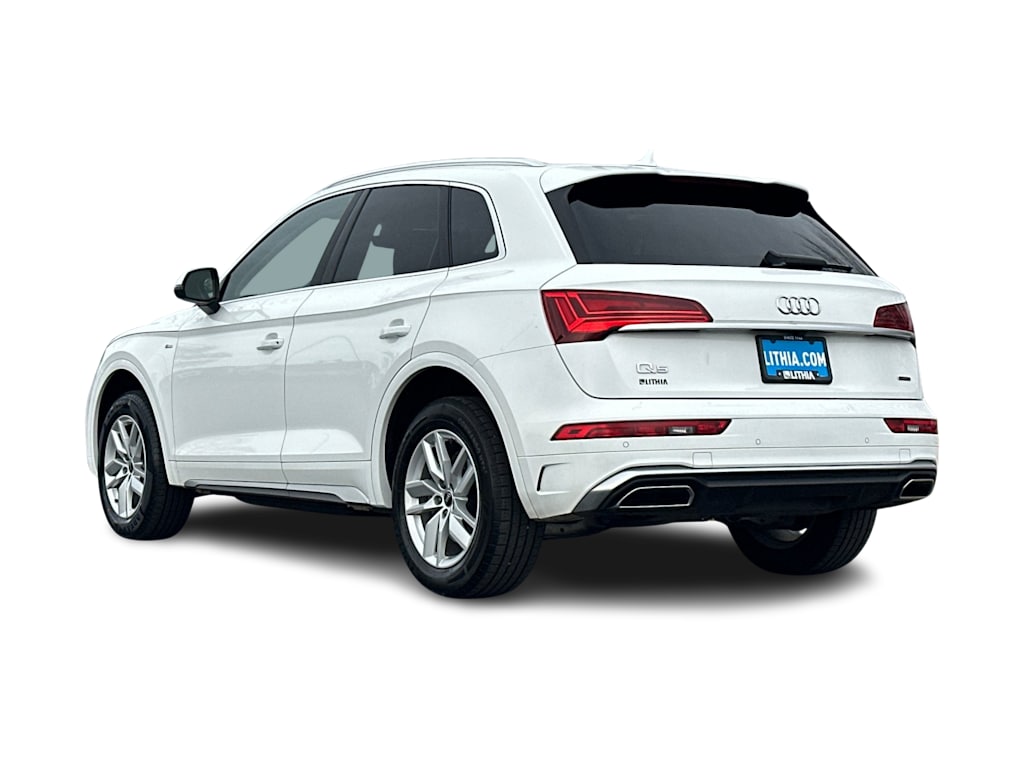 Thumbnail: 2023 Audi Q5 - 4