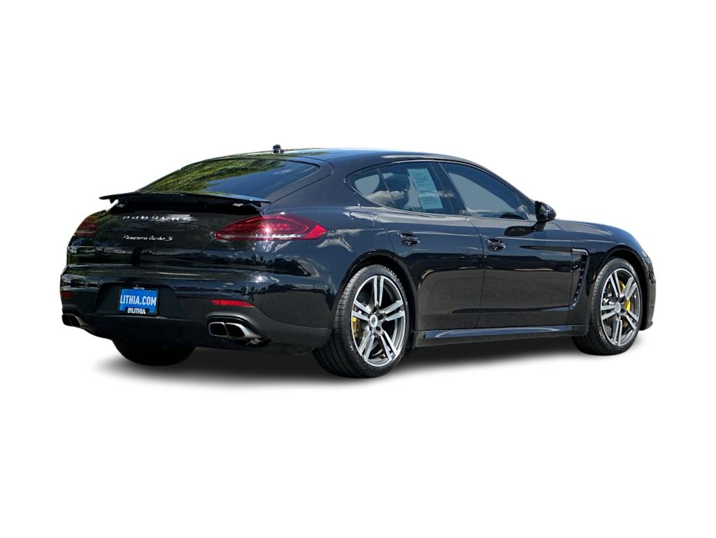 Thumbnail: 2014 Porsche Panamera - 16
