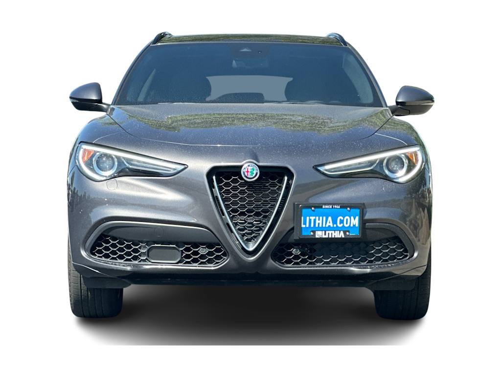 Thumbnail: 2022 Alfa Romeo Stelvio - 6