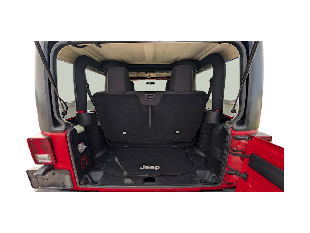 Thumbnail: 2015 Jeep Wrangler - 17