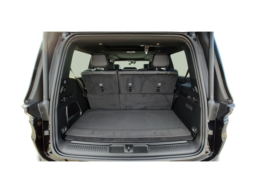 Thumbnail: 2026 Jeep Grand Wagoneer - 18