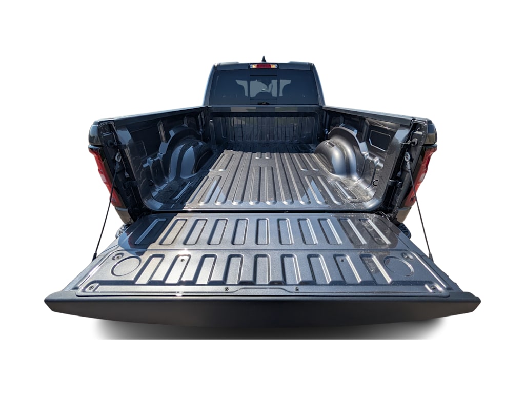 Thumbnail: 2026 RAM 1500 - 18