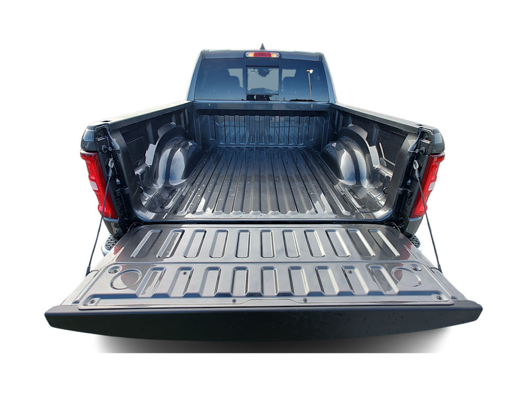 Thumbnail: 2026 RAM 1500 - 17