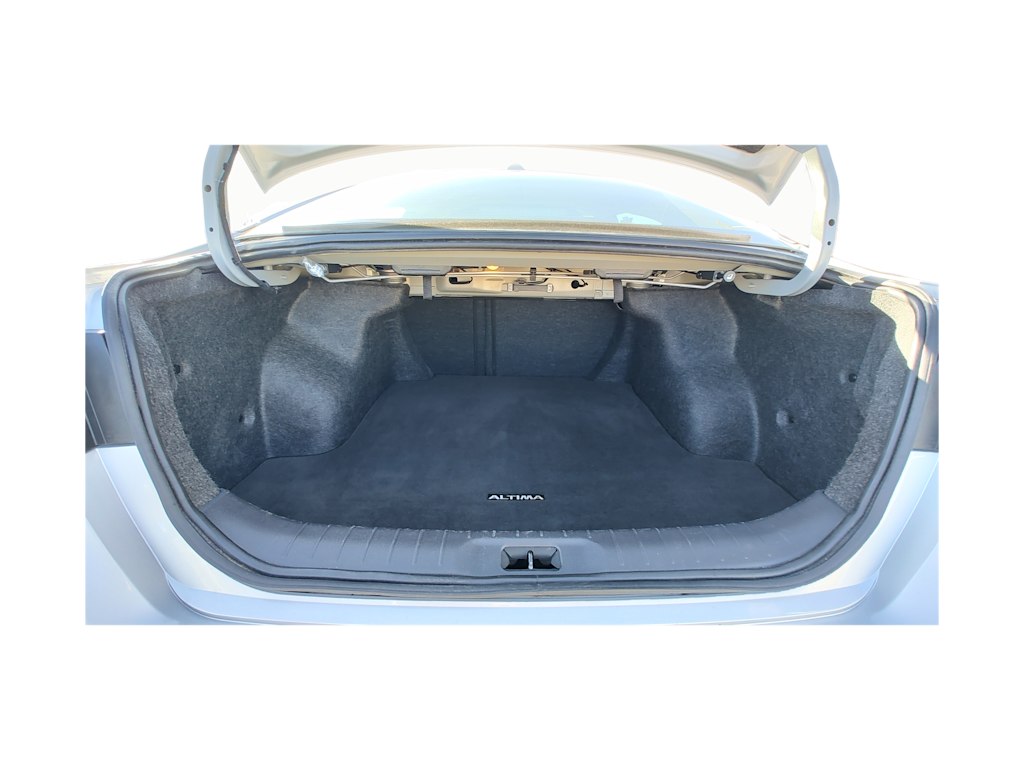 Thumbnail: 2024 Nissan Altima - 18