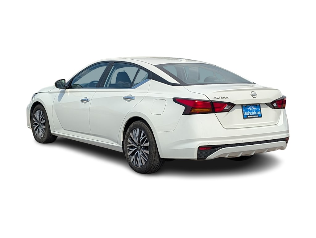 Thumbnail: 2025 Nissan Altima - 4