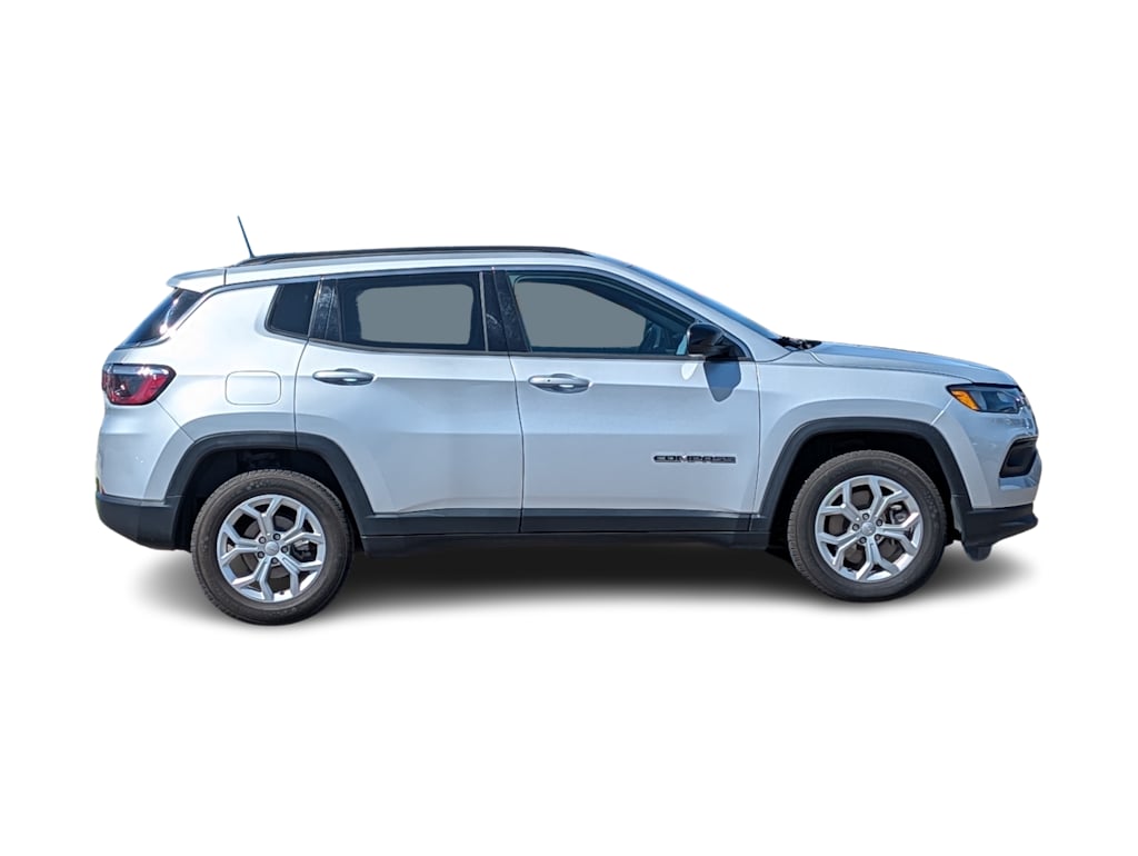 Thumbnail: 2024 Jeep Compass - 25