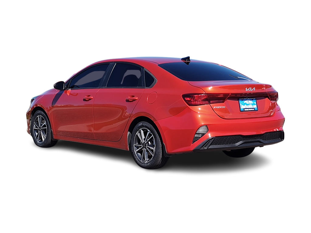 Thumbnail: 2023 Kia Forte - 4