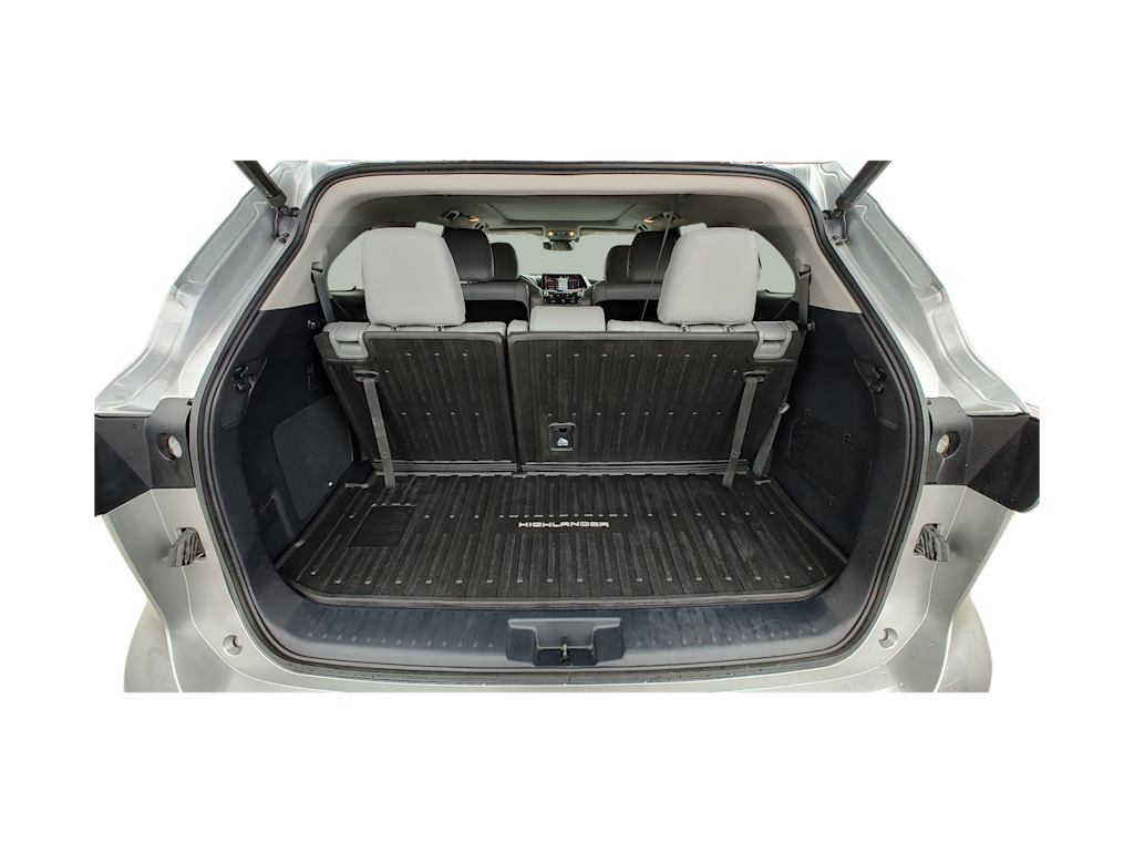 Thumbnail: 2021 Toyota Highlander - 18