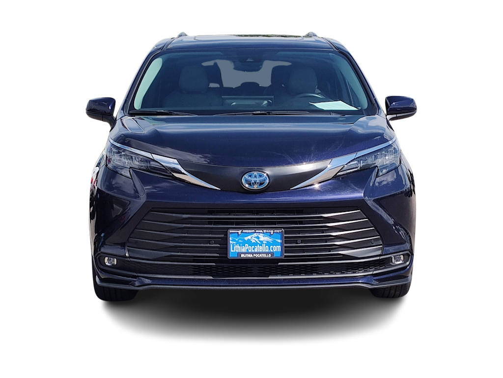 Thumbnail: 2025 Toyota Sienna - 6