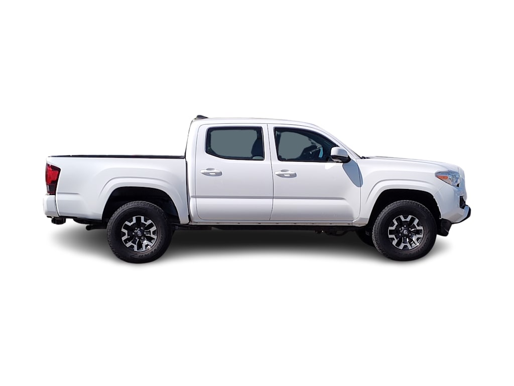 Thumbnail: 2018 Toyota Tacoma - 25