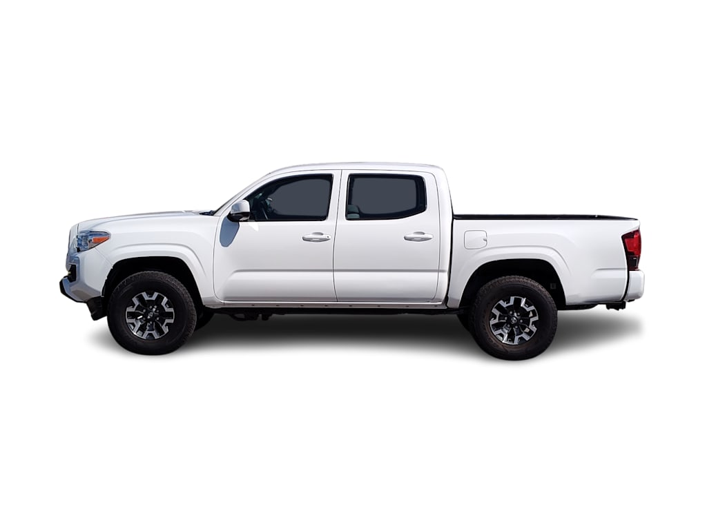 Thumbnail: 2018 Toyota Tacoma - 3