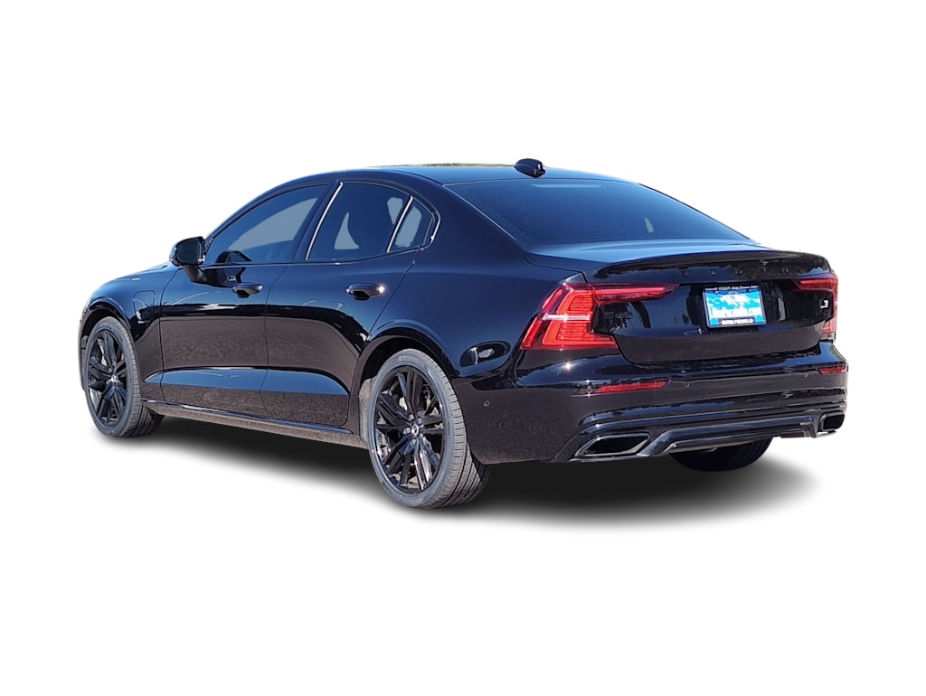 Thumbnail: 2022 Volvo S60 - 4