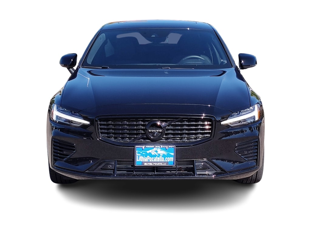 Thumbnail: 2022 Volvo S60 - 6