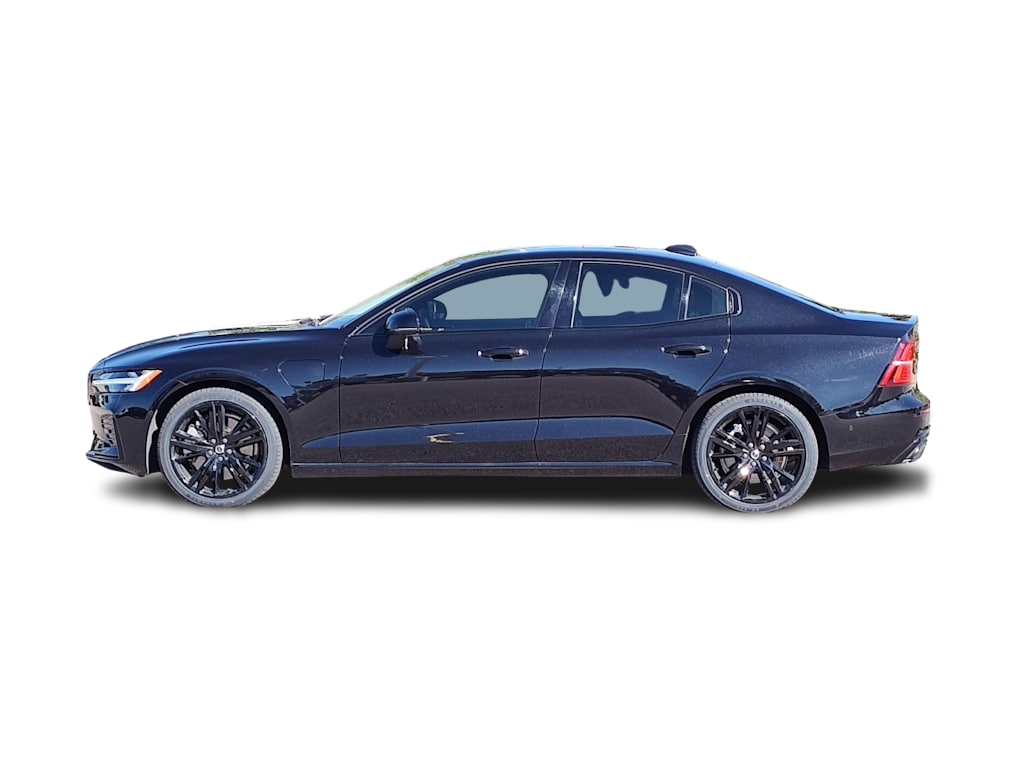 Thumbnail: 2022 Volvo S60 - 3