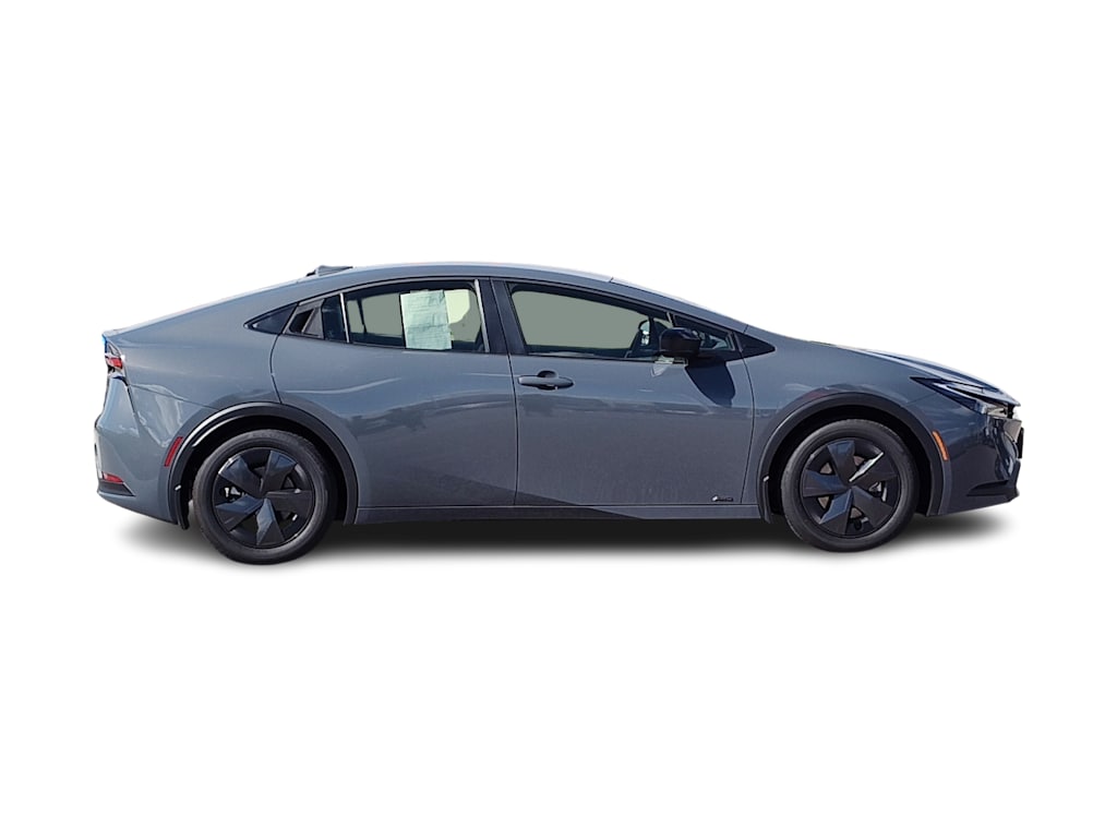 Thumbnail: 2024 Toyota Prius - 25