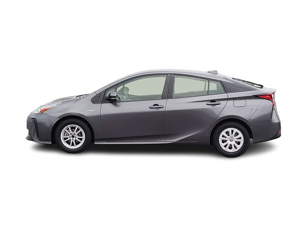Thumbnail: 2021 Toyota Prius - 3