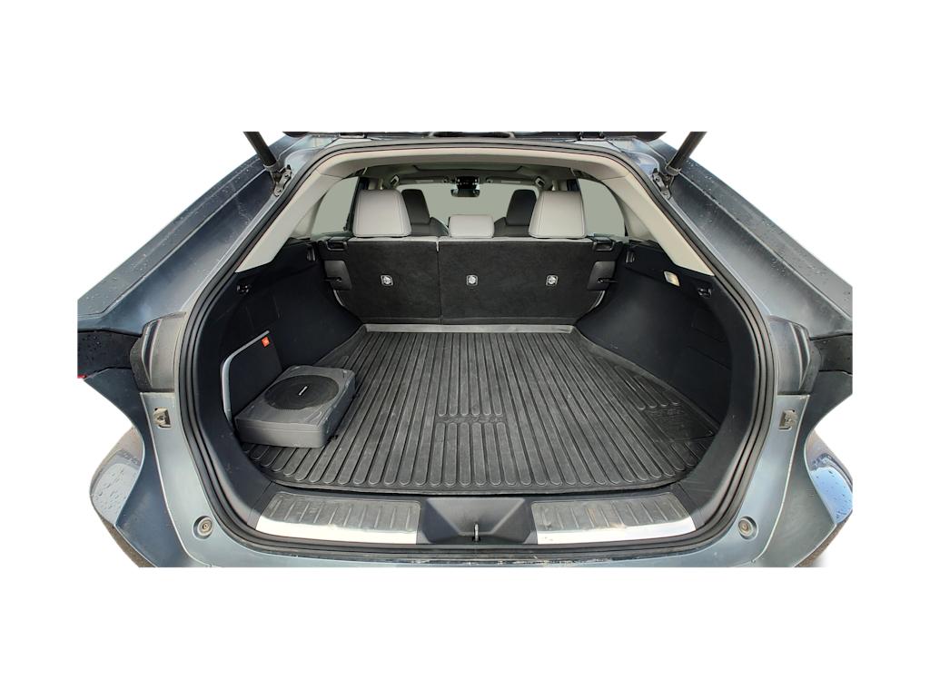 Thumbnail: 2021 Toyota Venza - 18