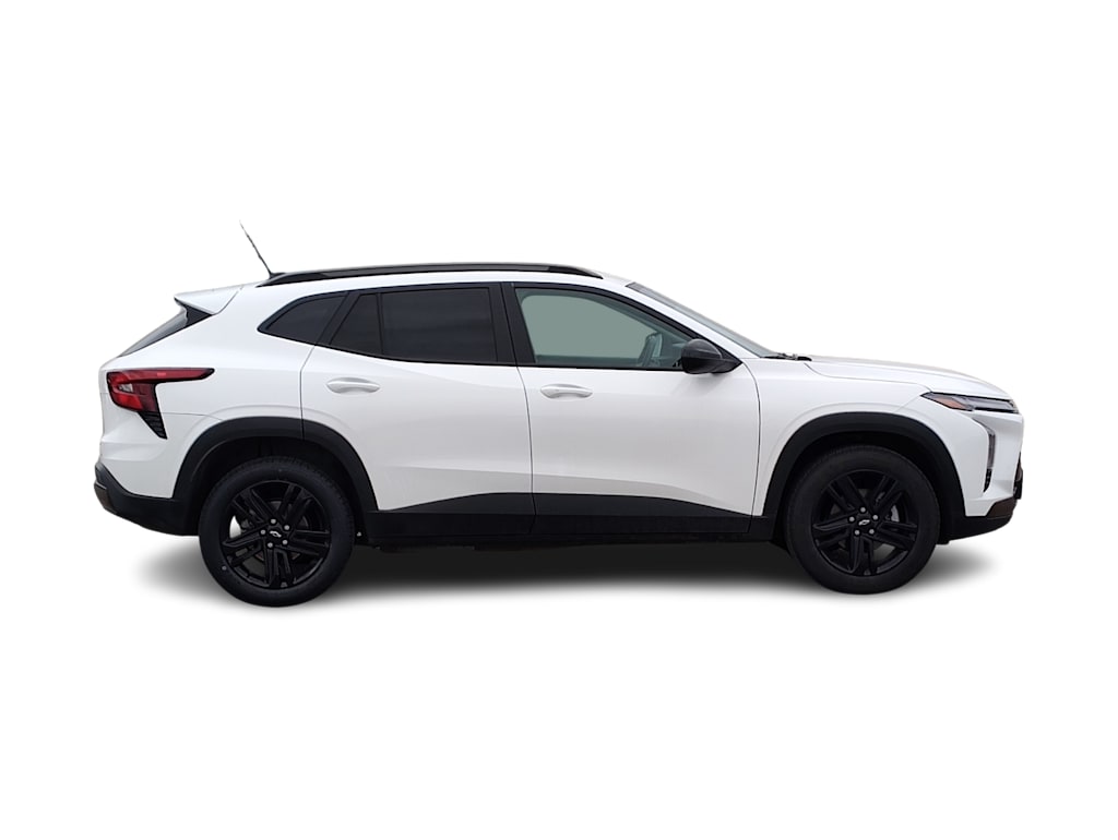 Thumbnail: 2025 Chevrolet Trax - 24