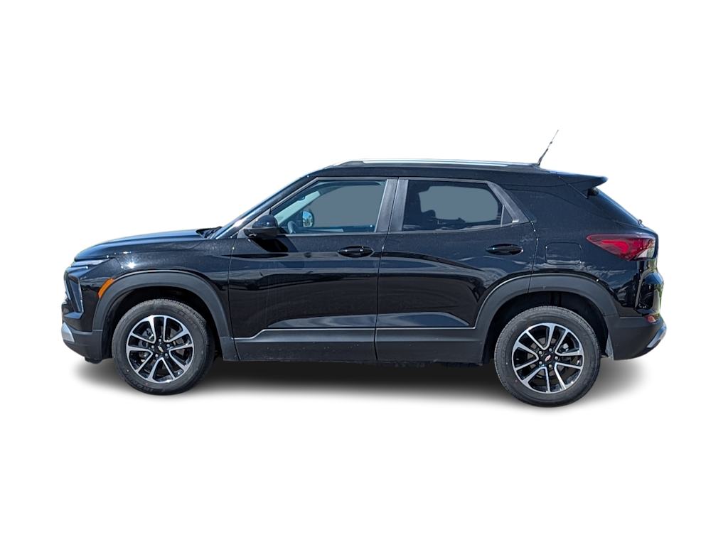 Thumbnail: 2025 Chevrolet TrailBlazer - 3