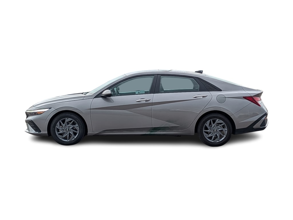 Thumbnail: 2024 Hyundai Elantra - 3