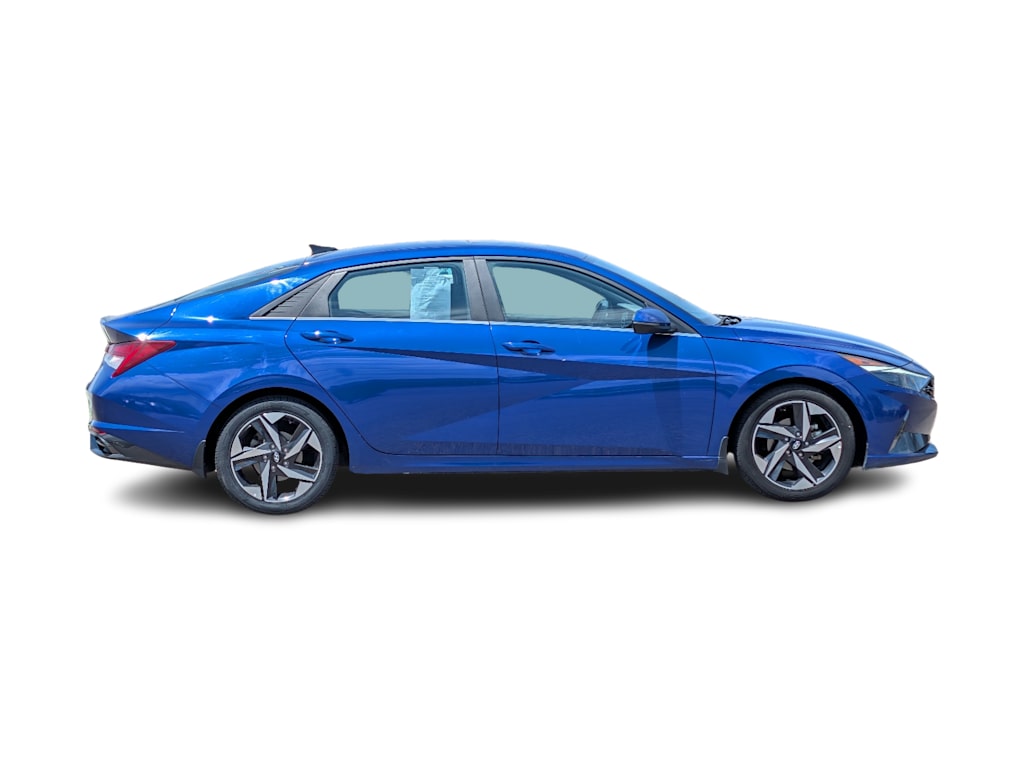 Thumbnail: 2022 Hyundai Elantra - 24